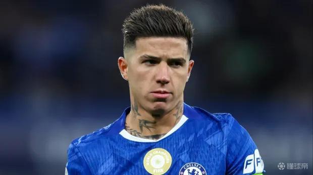 记者：恩佐对加盟皇马持开放态度，吉达联合也对他感兴趣