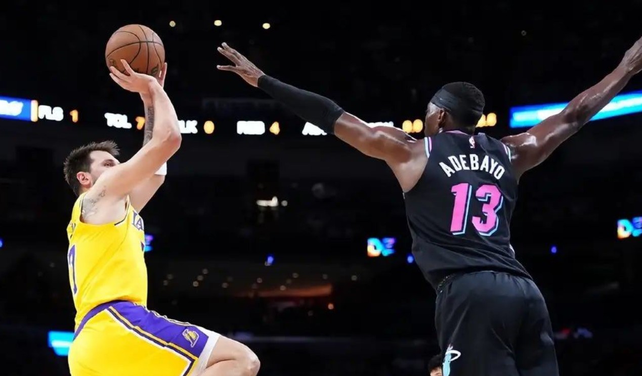 背靠背100分，名记：东契奇60分比阿德巴约83分更有含金量