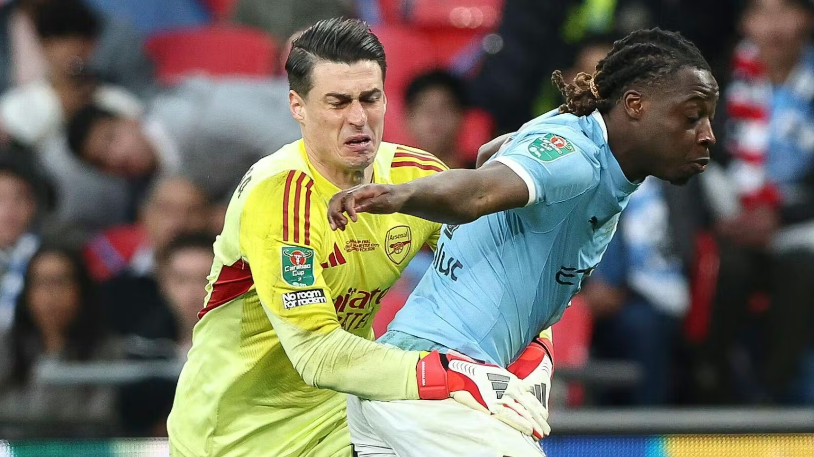 拒绝下场+罚丢点球+送礼，凯帕联赛杯决赛多次抢占头条