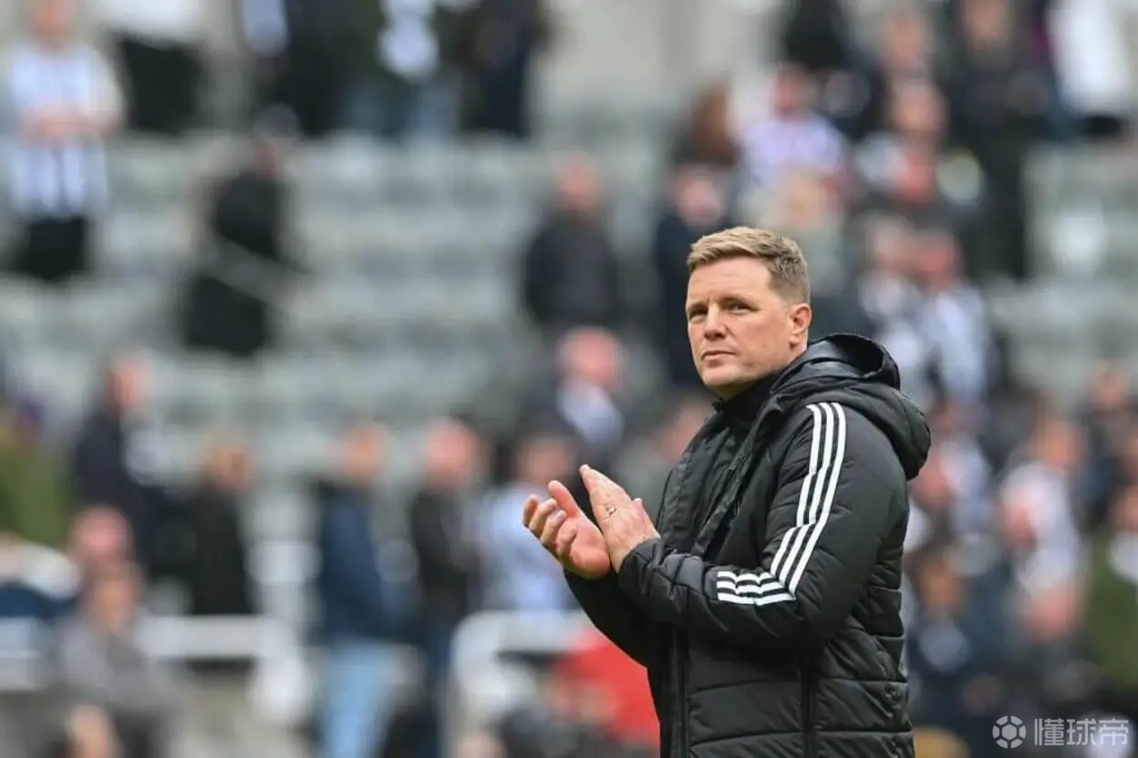 TA：纽卡夏窗首要任务应买前锋，门将配置也需升级