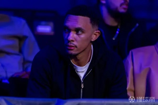 马卡：TAA因为训练迟到被罚在马德里德比中替补