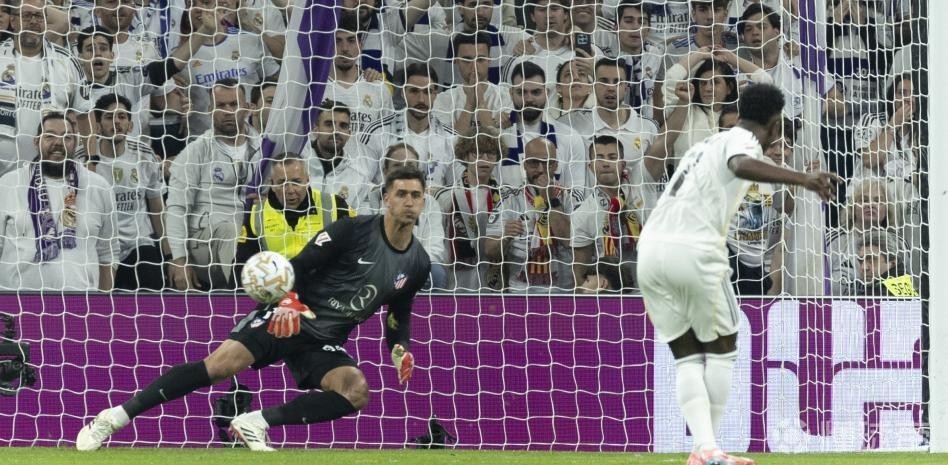 世体：争议点球助皇马逆转，单赛季14个点球追平队史纪录