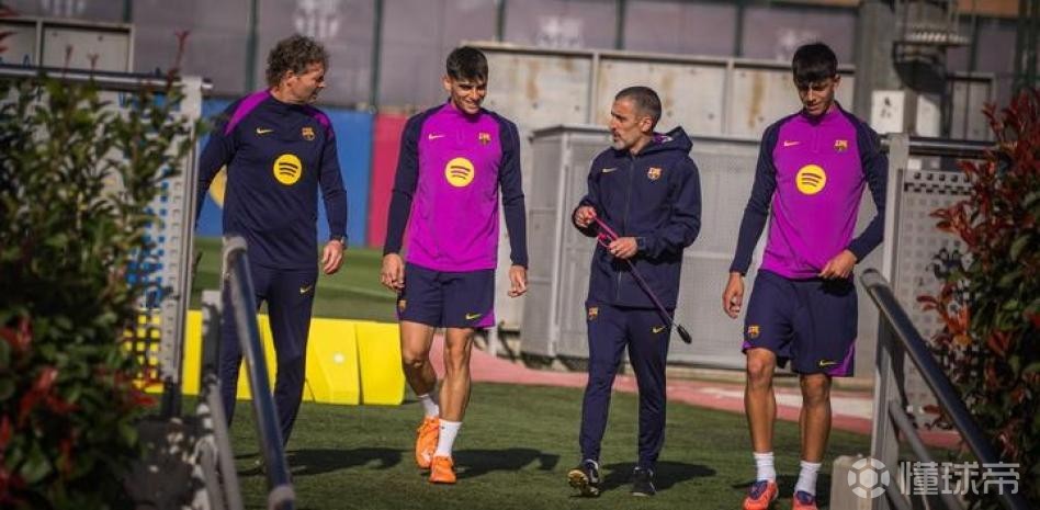 世体：为奖励表现，巴萨正计划优化赫拉德和贝尔纳尔合同条款