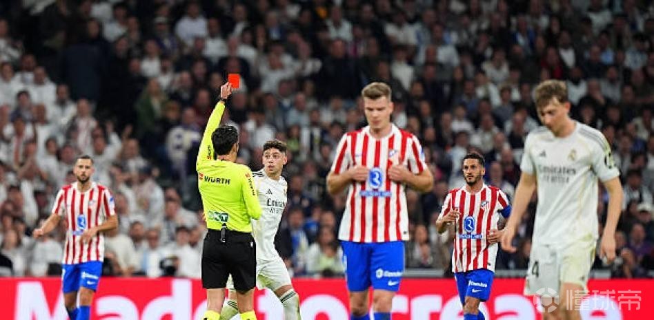 世体：皇马就巴尔韦德红牌上诉期限将截止，难度极大近乎无望