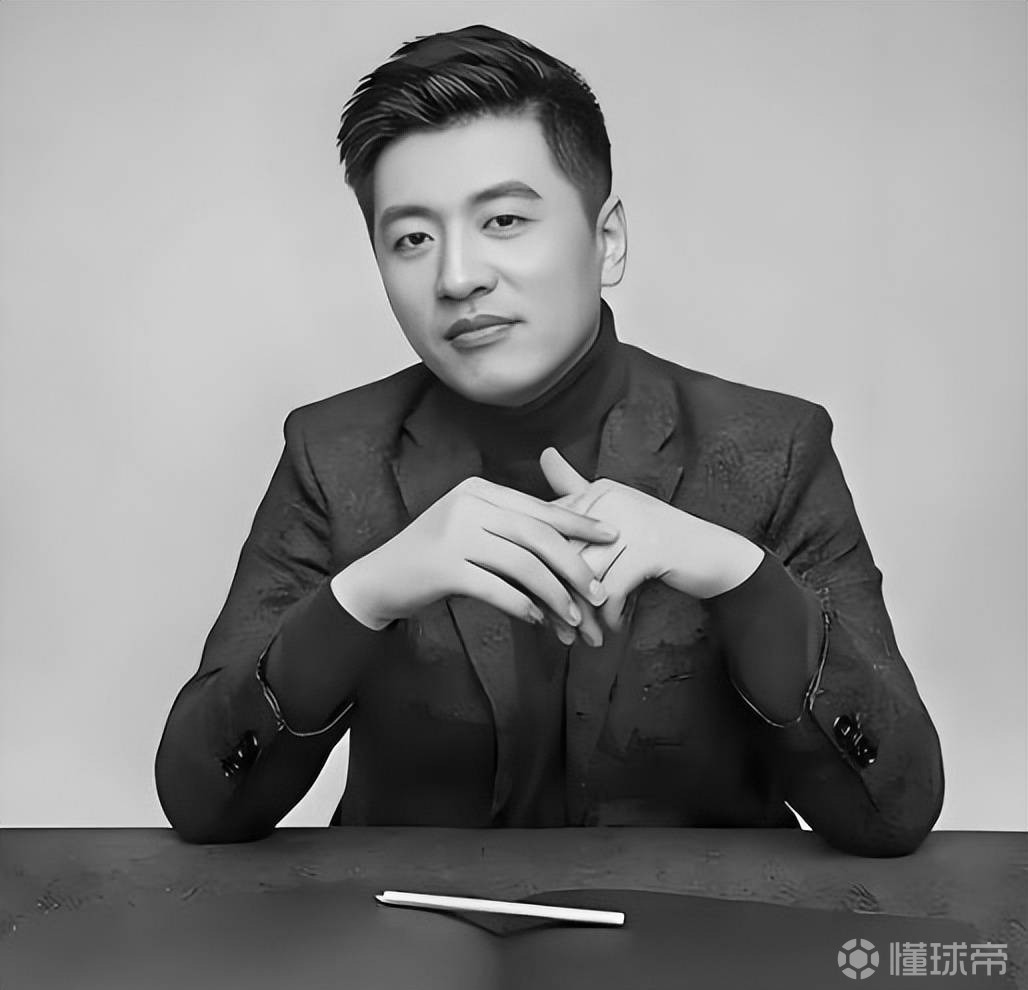 米兰官博悼念张雪峰：向他的家人致以深切哀悼和衷心慰问