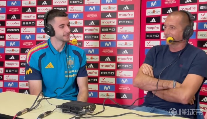 霍安：4名门将被征召其实是好事，我不会把这看作和谁的竞争