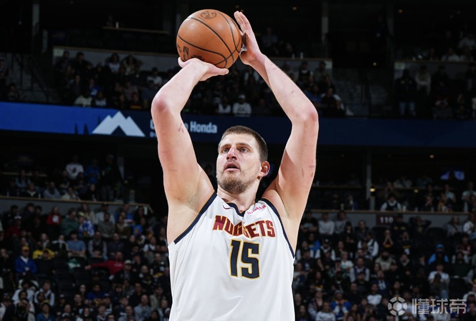 约基奇：本该控制失误早点结束悬念，17次助攻全靠队友跑位好