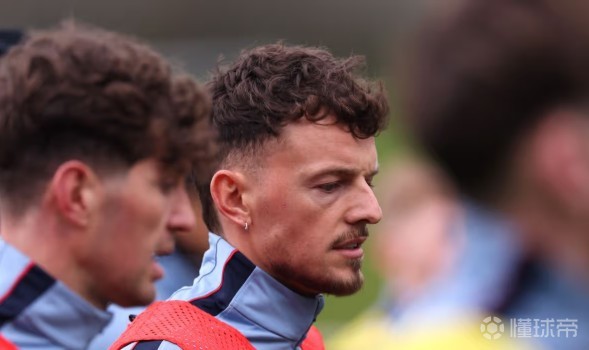 跟队：本-怀特无需解释此前的退出，他为代表英格兰队而自豪
