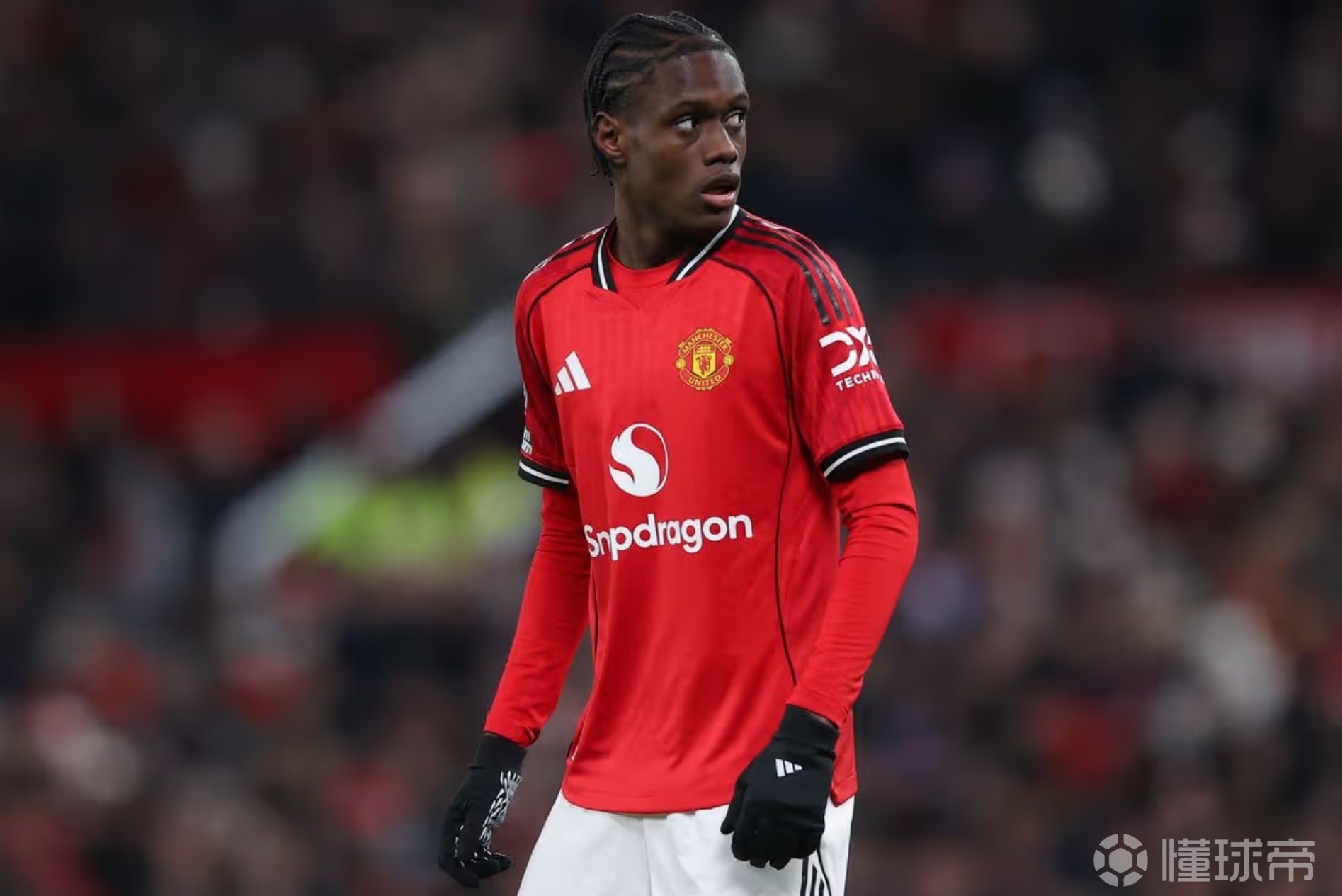 曼晚：曼联18岁小将曼塔托脚踝受伤，赛季报销