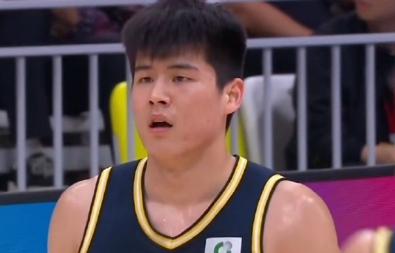 值得更多时间，陈家政出场13分钟&7投6中高效砍20分5板