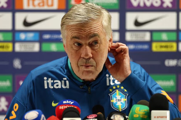 安帅：踢法国仍会用前场4人打法；有关注外界对内马尔的讨论