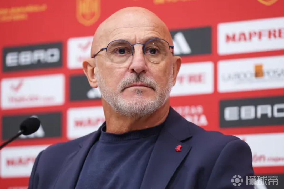 德拉富恩特：罗德里和苏比门迪能一起上场，我们可以用双后腰