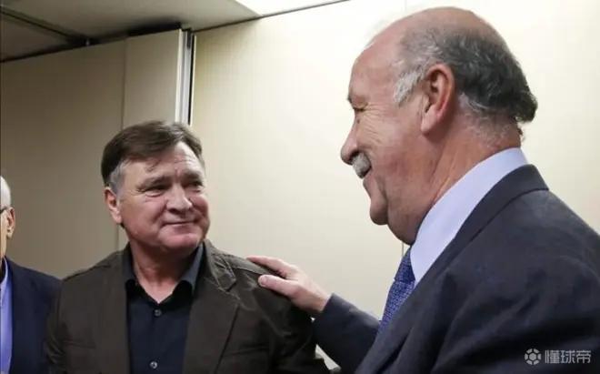 卡马乔：阿韦洛亚在皇马干得不错；西班牙是世界杯争冠热门