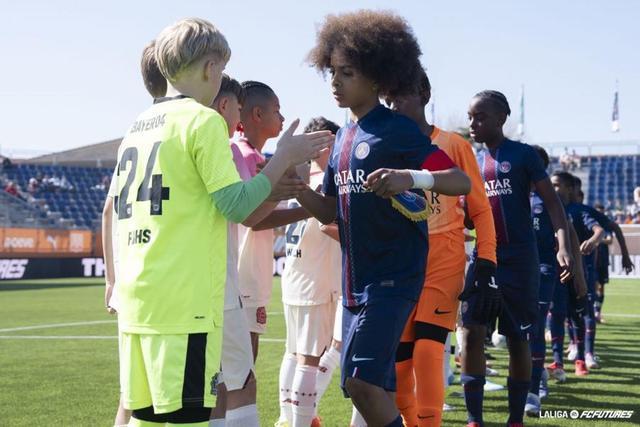 天赋异禀！巴西天才倒钩破门，皇马小将齐祖附体，这些U12神了