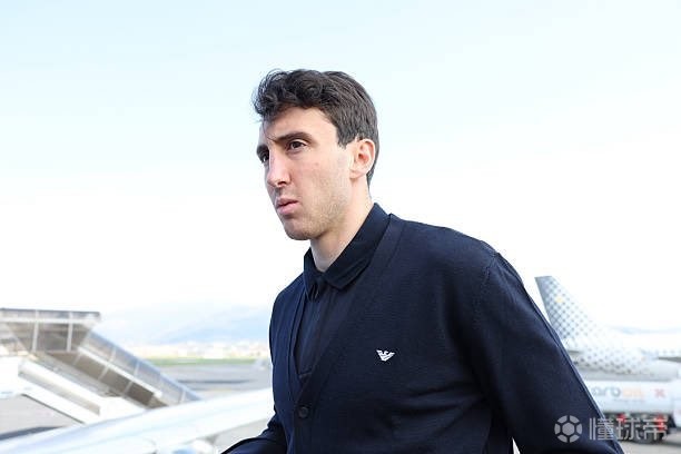 佩杜拉：如果出现4500-5000万报价，尤文将考虑出售坎比亚索