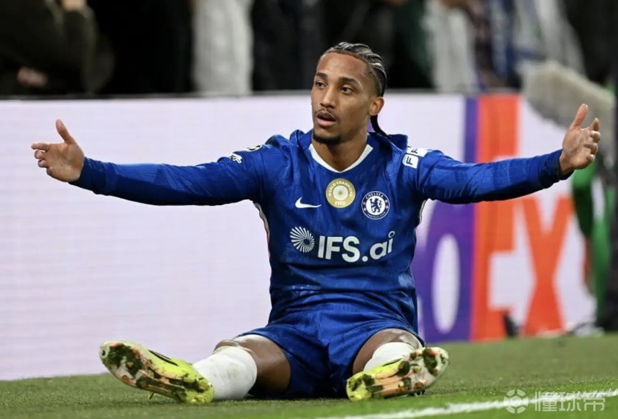 把握机会能力差，切尔西过去四场场均射门15.3次但只进2球