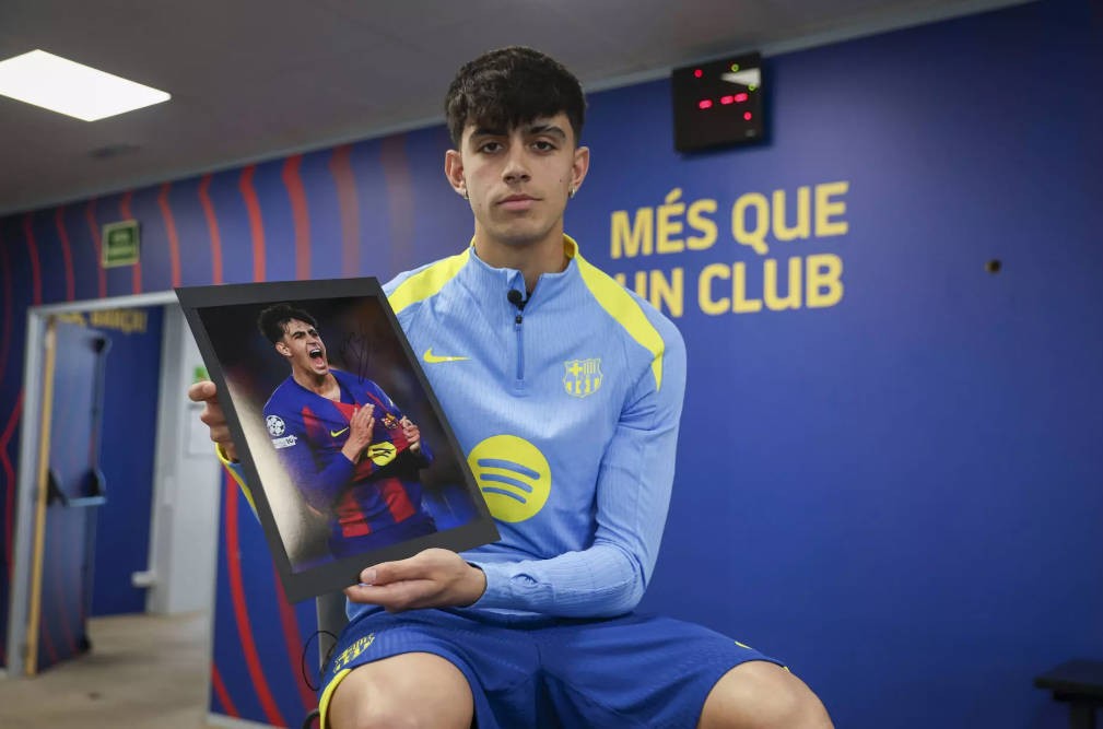 贝尔纳尔：在巴萨有竞争很正常，我和德容以及所有人关系很好