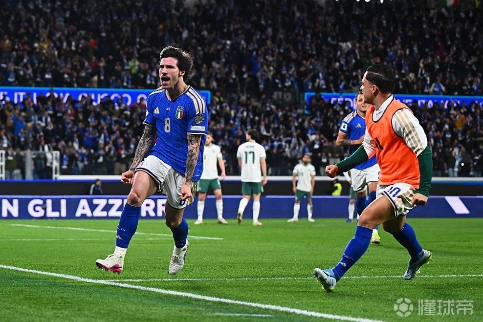 自从打进首球以来，托纳利是意大利国家队同期进球最多的球员