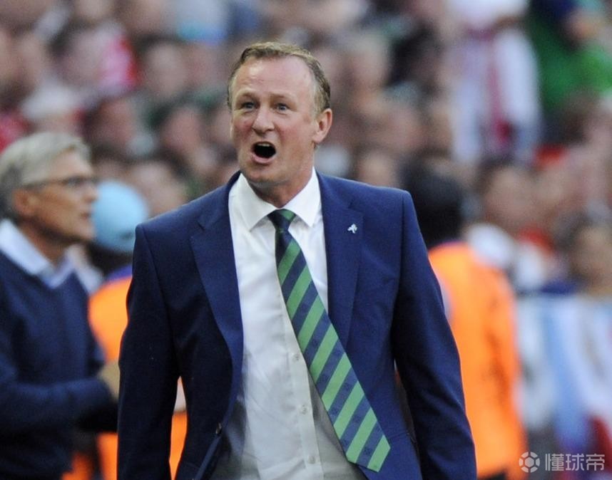 北爱尔兰主帅：能进附加赛已属不易；托纳利英超最强中场之一