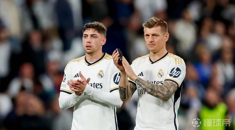 克罗斯：在皇马较平庸的赛季中，巴尔韦德给人扛起球队的感觉