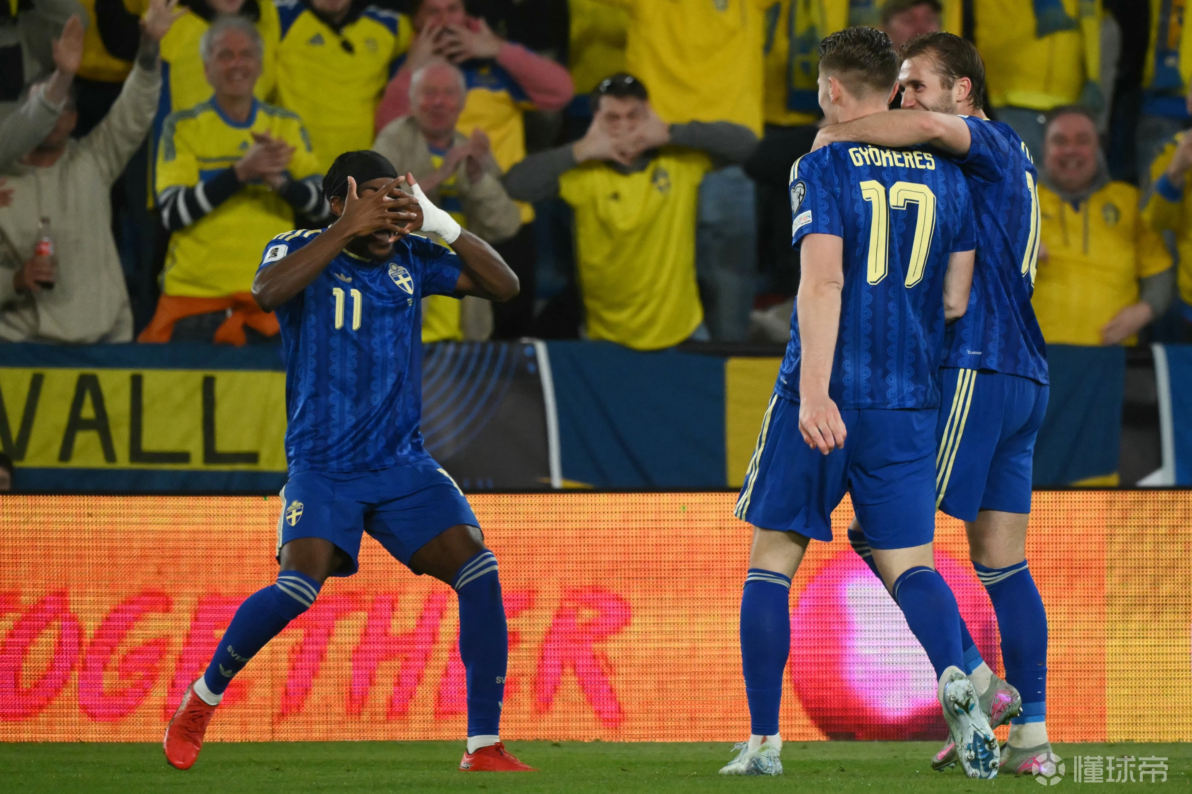 埃兰加：与哲凯赖什搭档踢球很舒服；波特给了我们自由