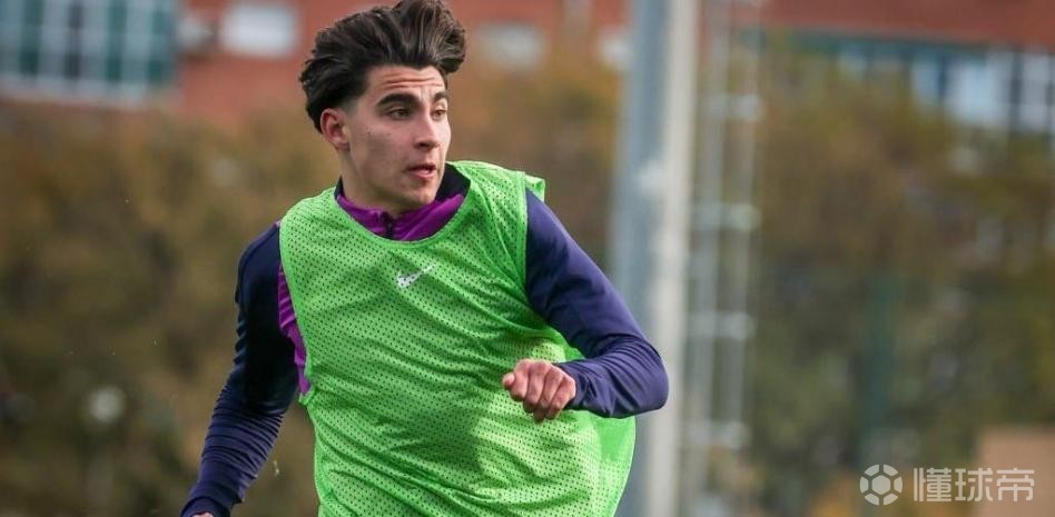 世体：在伤缺一个月后，托尼-费尔南德斯恢复部分合练