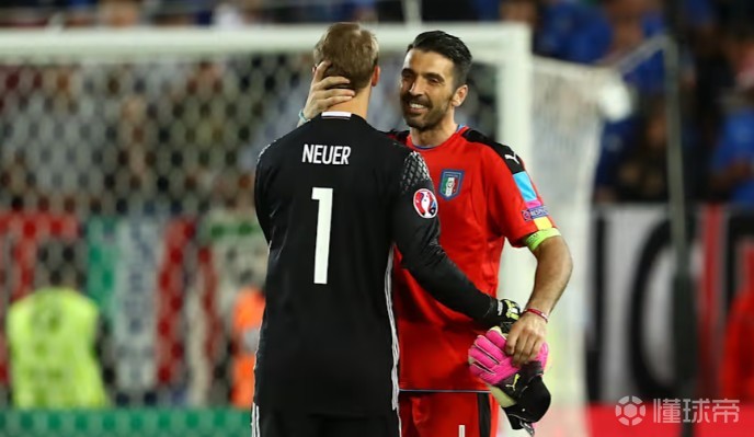 布冯：诺伊尔最好的特质是扑救和控球；他的未来？倾听内心吧