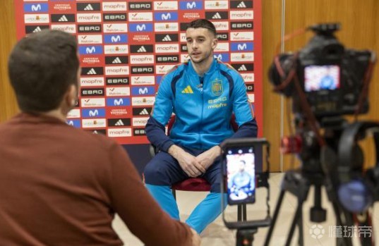 霍安问答：集训中苏比门迪最让我惊讶；若本赛季夺冠会剃光头