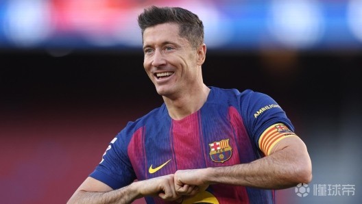 米体：尤文去波兰现场考察莱万，看没有巴萨队友支持下的表现