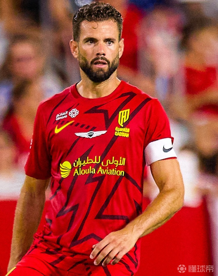 记者：36岁老将纳乔接近与胡拜尔库迪西亚续约，双方预计续约1年