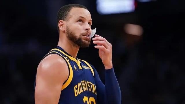 库里将在下周进行复查 他能否率伤兵满营的勇士挺进季后赛？