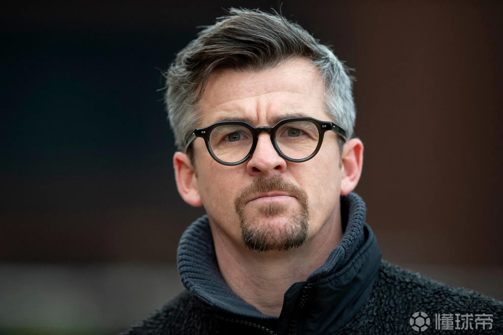 太阳报：前曼城球员巴顿因涉嫌袭击罪被收监，期间发表大量反穆言论