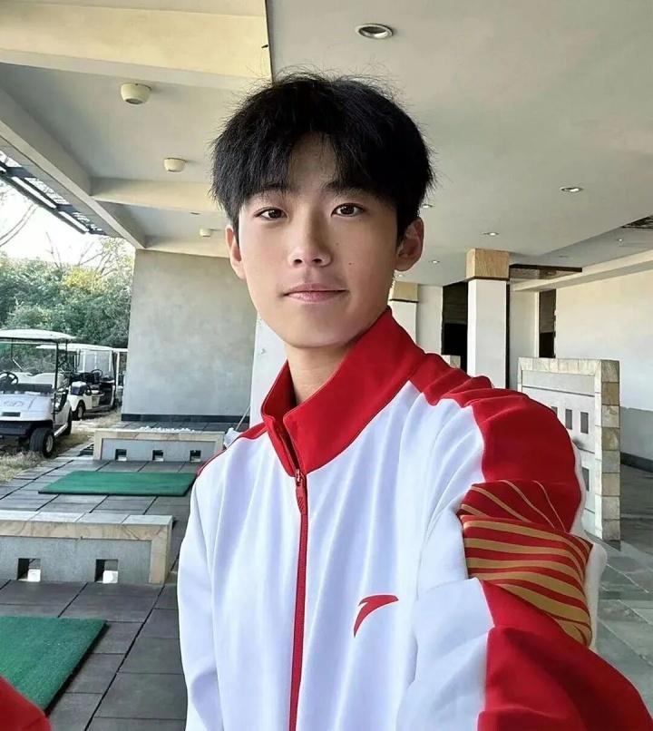 江苏姆巴佩一战成名！45分钟惊艳发挥，媒体人：又一台国产超跑