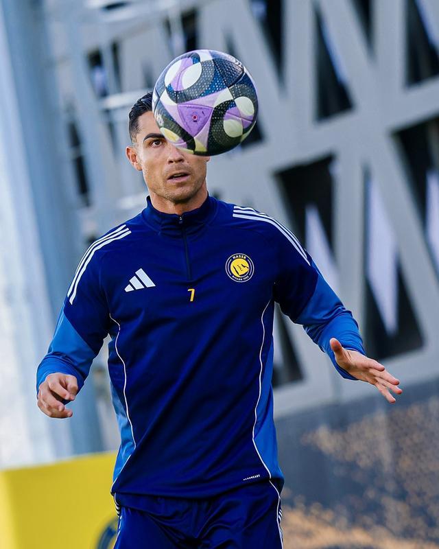 C罗伤情好转，即将复出？3.0版“绝代双骄”要在世界杯开演？