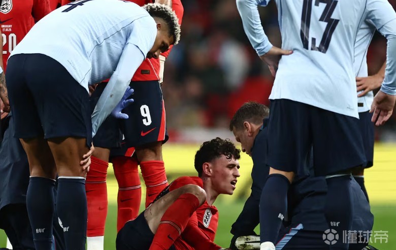 阿劳霍：我们差点赢下英格兰；国际比赛日出现伤病是遗憾的事