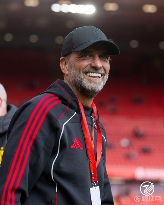 重回安菲尔德教练席，克洛普带队出战传奇慈善赛