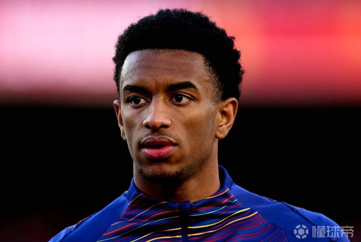 记者：巴尔德已经告知经纪人门德斯，自己无意离开巴萨