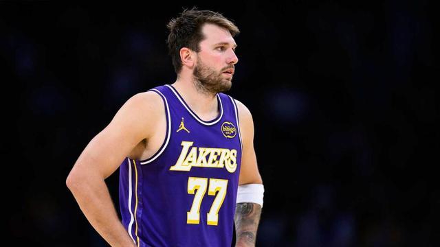 16T达成！东契奇被NBA官方禁赛，这次“推搡”代价有点大