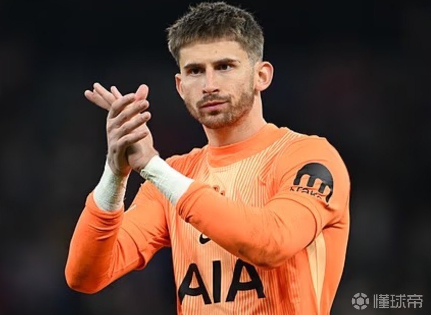 门将教练：维卡里奥数月强忍病痛出场，由衷敬佩他的付出