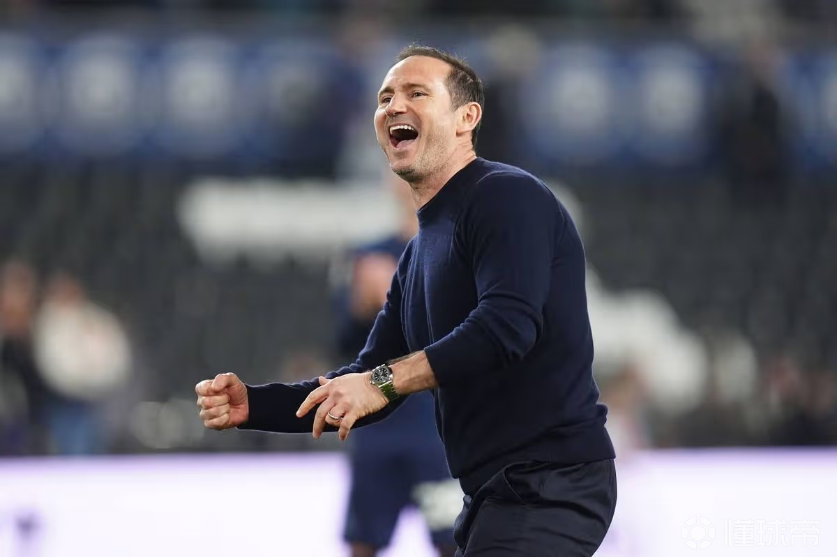 镜报：兰帕德可能为考文垂签下吉乌、约恩森等五名蓝军球员