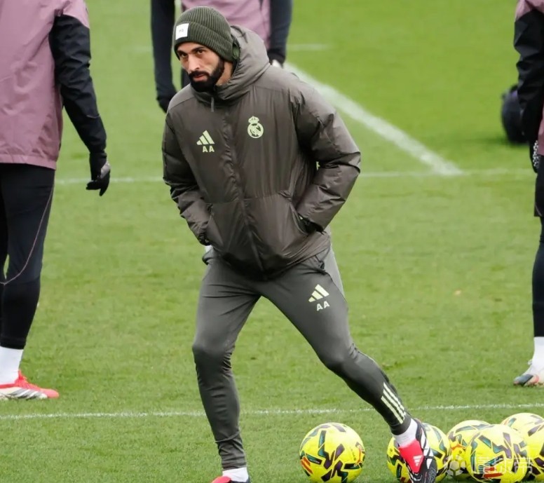 马卡：国际比赛日皇马仅7人留队，阿韦洛亚将缩短假期严抓训练