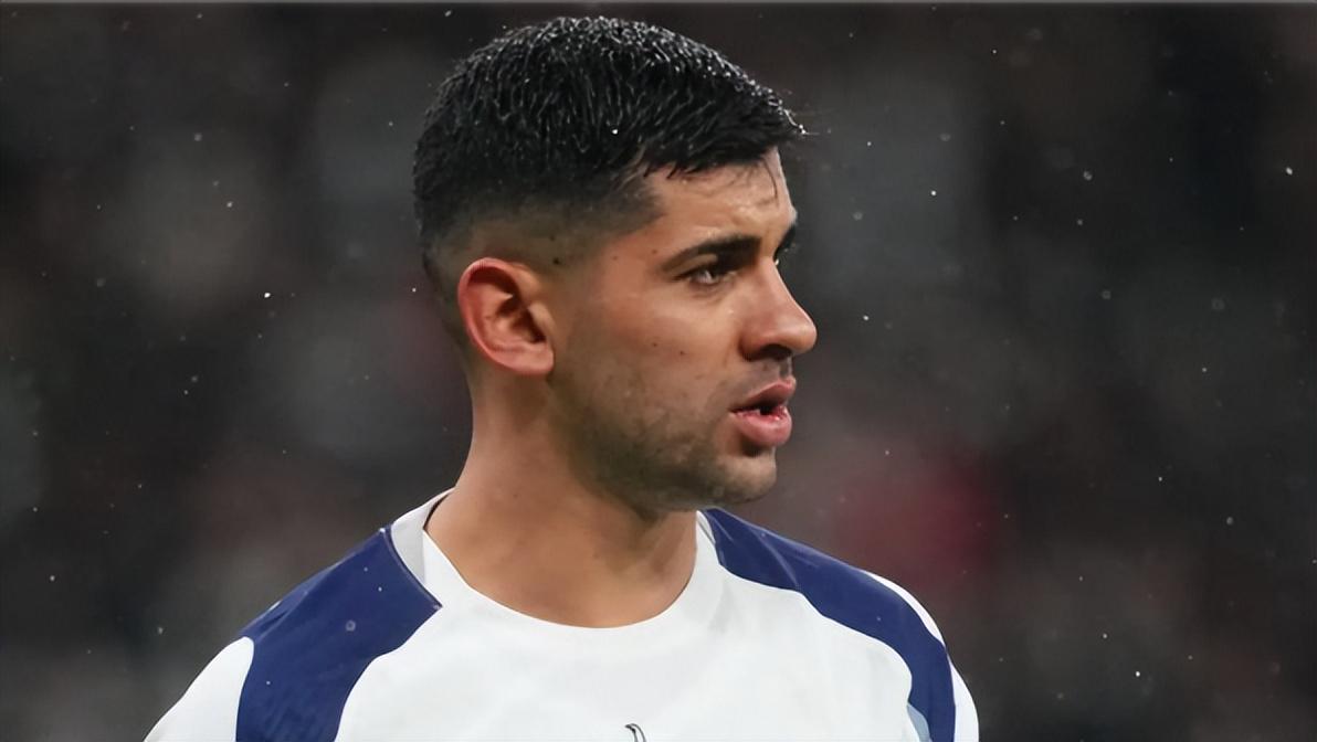 补强后防，曼联锁定阿根廷国脚铁卫，身价6000万英镑，两豪门来抢