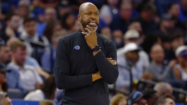 狂输猛龙52分谁的责任？魔术主帅：这锅我背了！