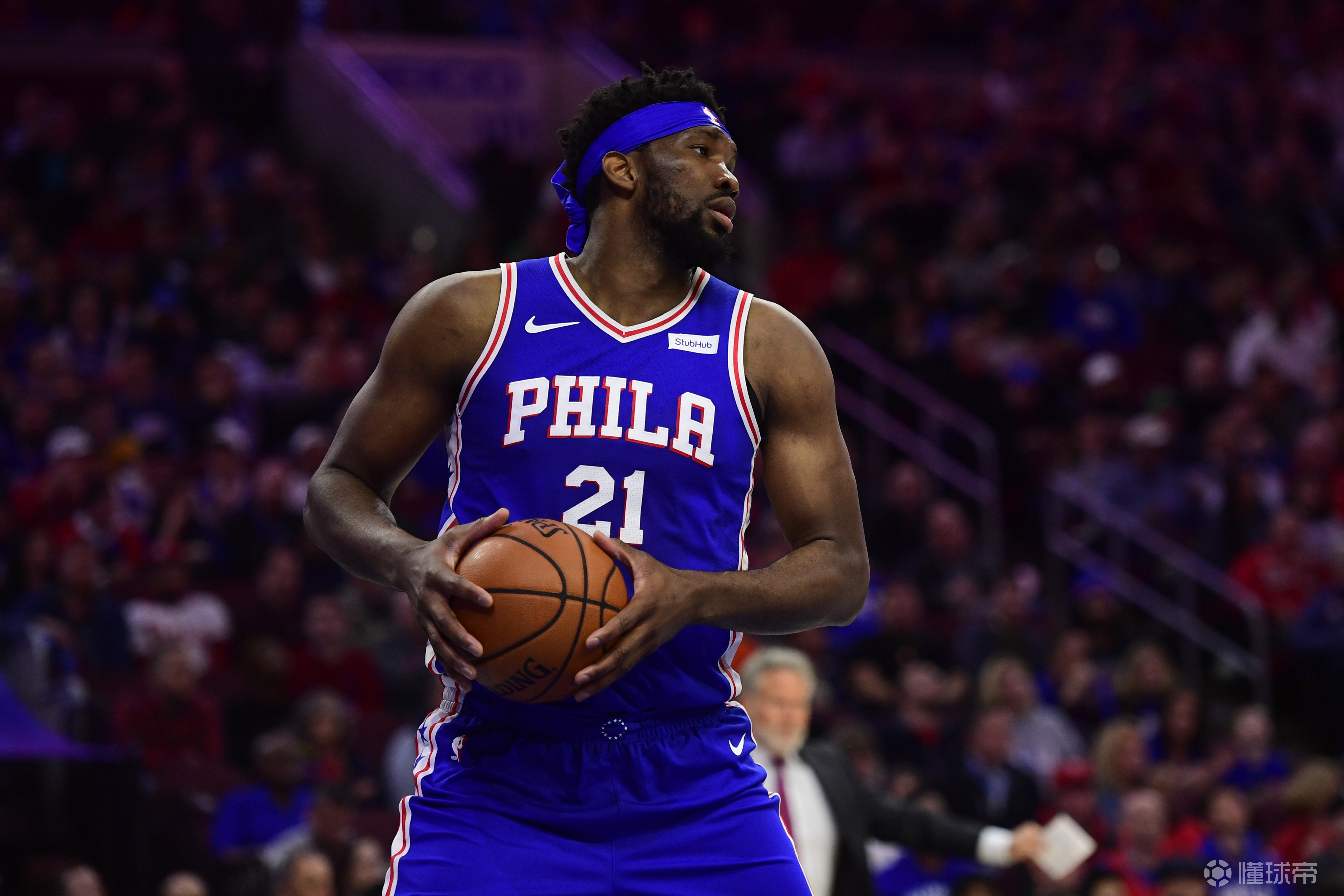 尼克-杨：76人年年给人希望又让人失望，就像出轨被抓的人还会出轨