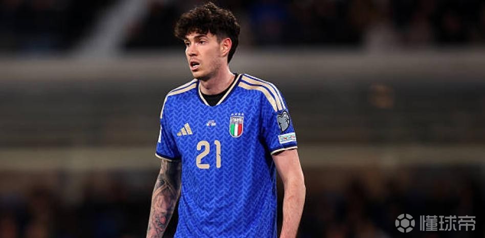 世体：只要巴萨给出的竞技与薪资条件可观，巴斯托尼愿意转会