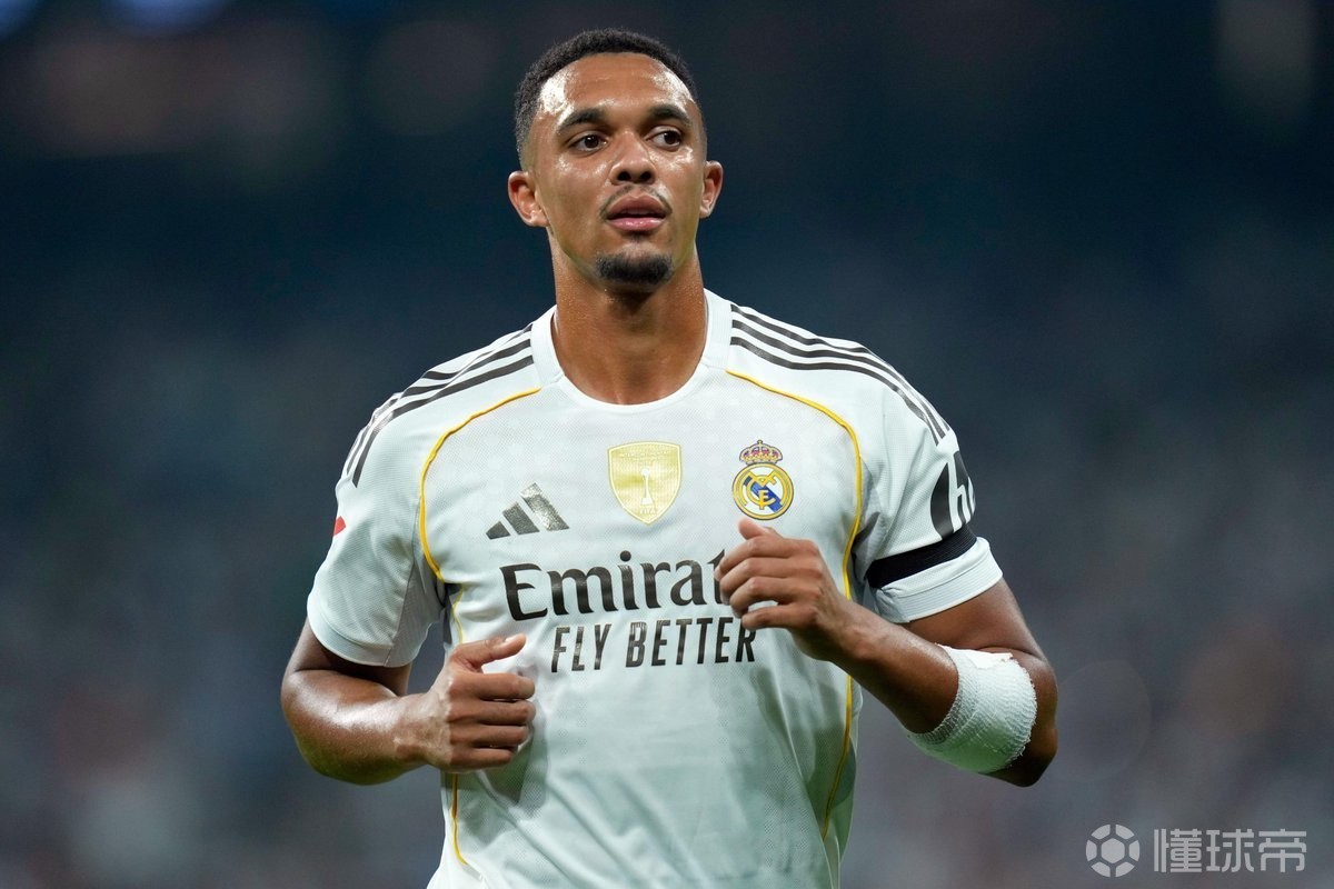 莱因克尔：我猜测图赫尔对阿诺德有不满，本-怀特顺位都比他高