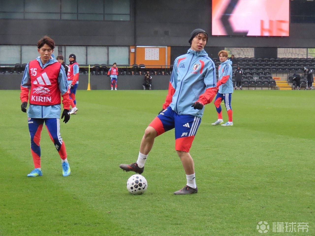 镰田大地：能在客场与英格兰交手非常宝贵，我们要全力争胜