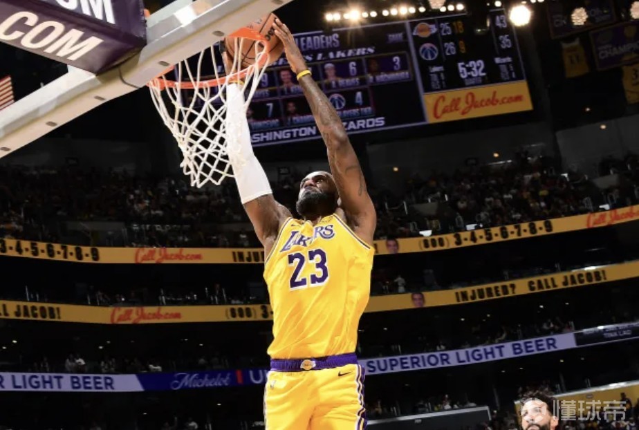 詹姆斯谈里程碑：能在生涯这个阶段享受如此时刻，感觉非常棒