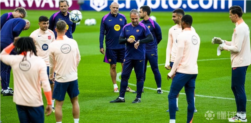 世体：巴萨预计会在英格兰队的基地圣乔治公园进行季前集训