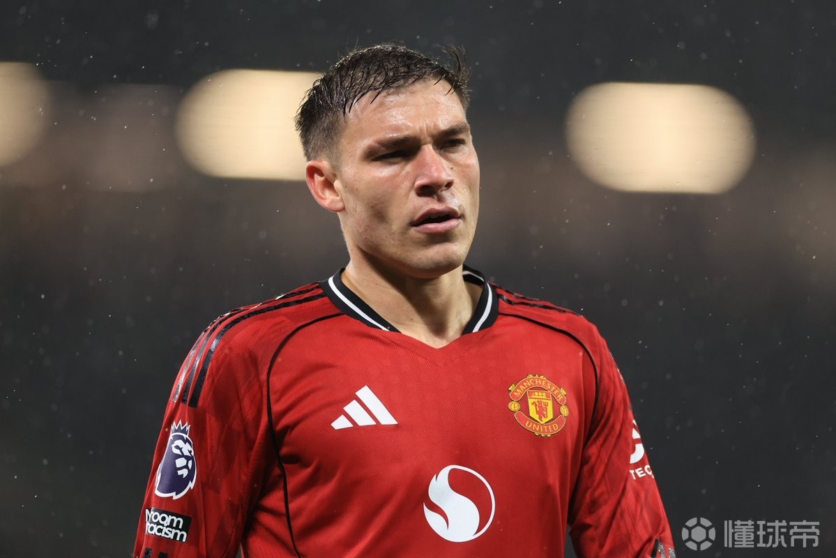 乌拉圭媒体：乌加特计划世界杯前敲定未来，尤文会全力追逐他